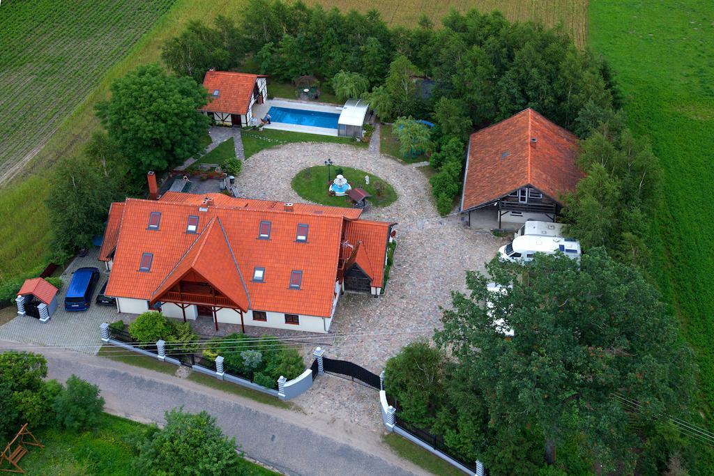 Dworek Mazurski Lizer Stręgielek Extérieur photo