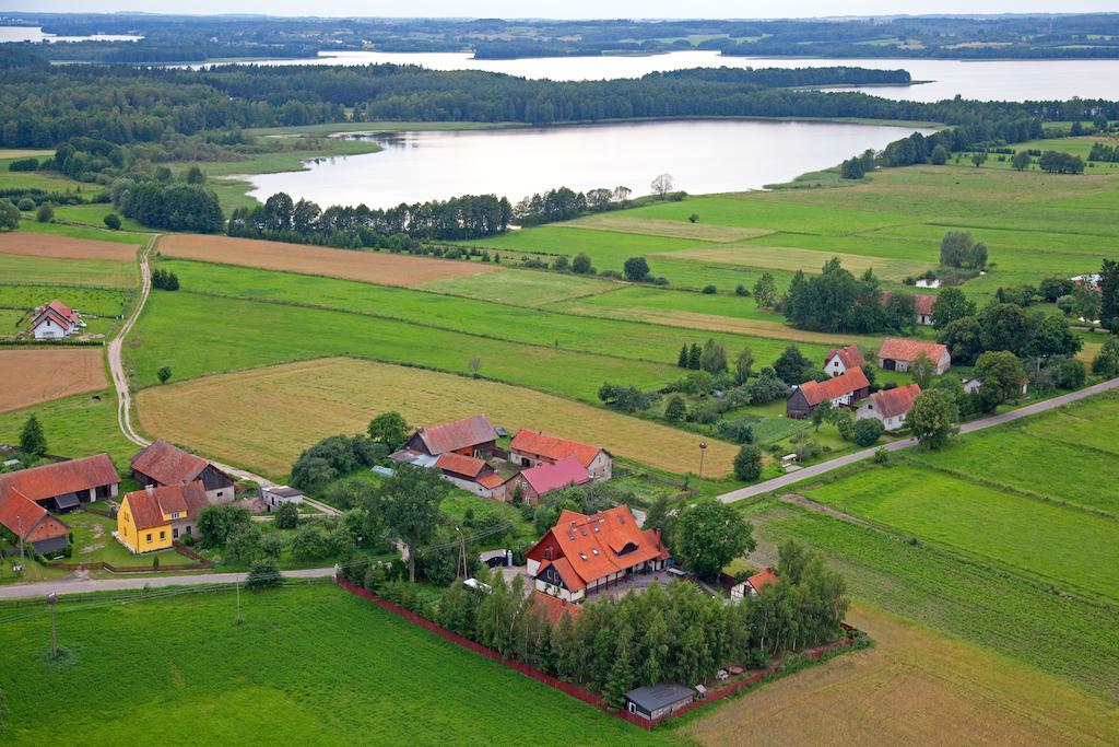 Dworek Mazurski Lizer Stręgielek Extérieur photo