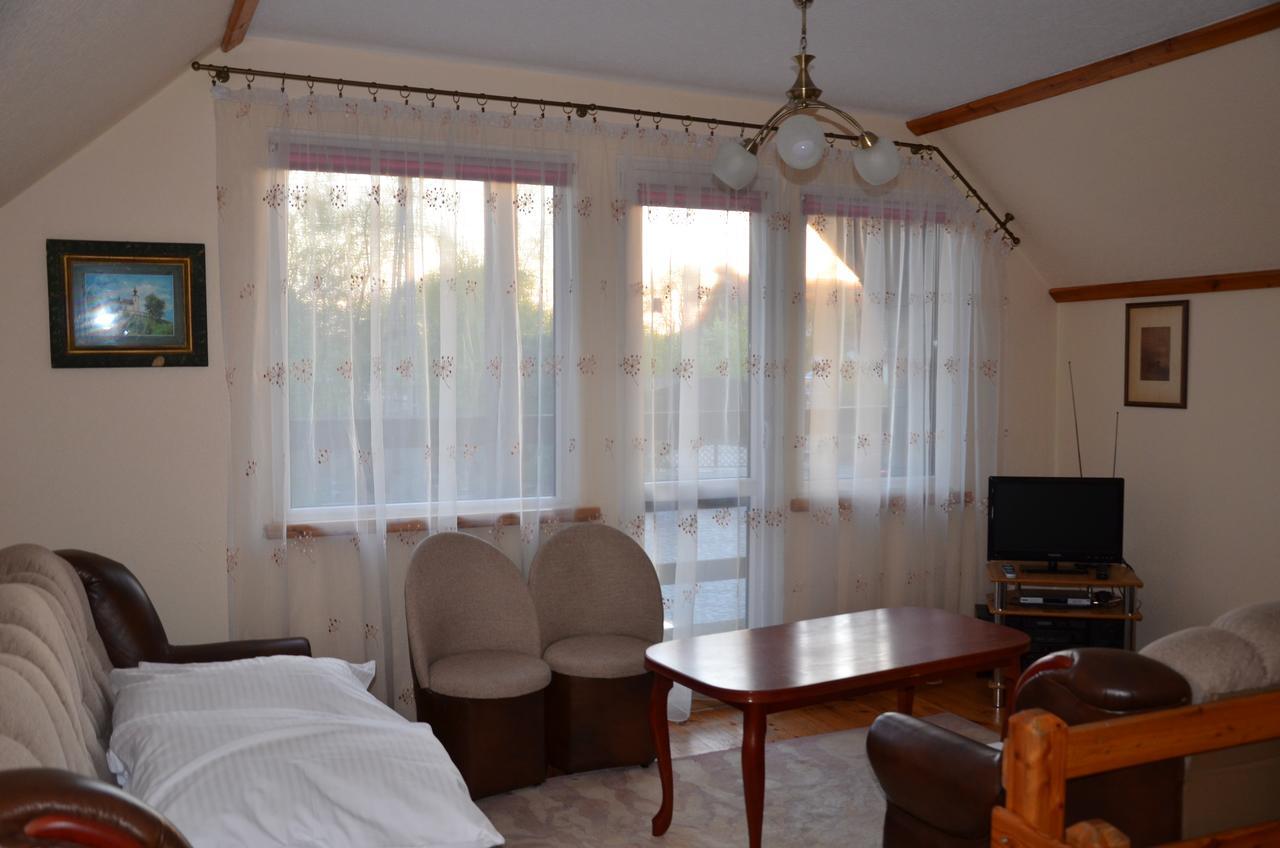 Dworek Mazurski Lizer Stręgielek Extérieur photo