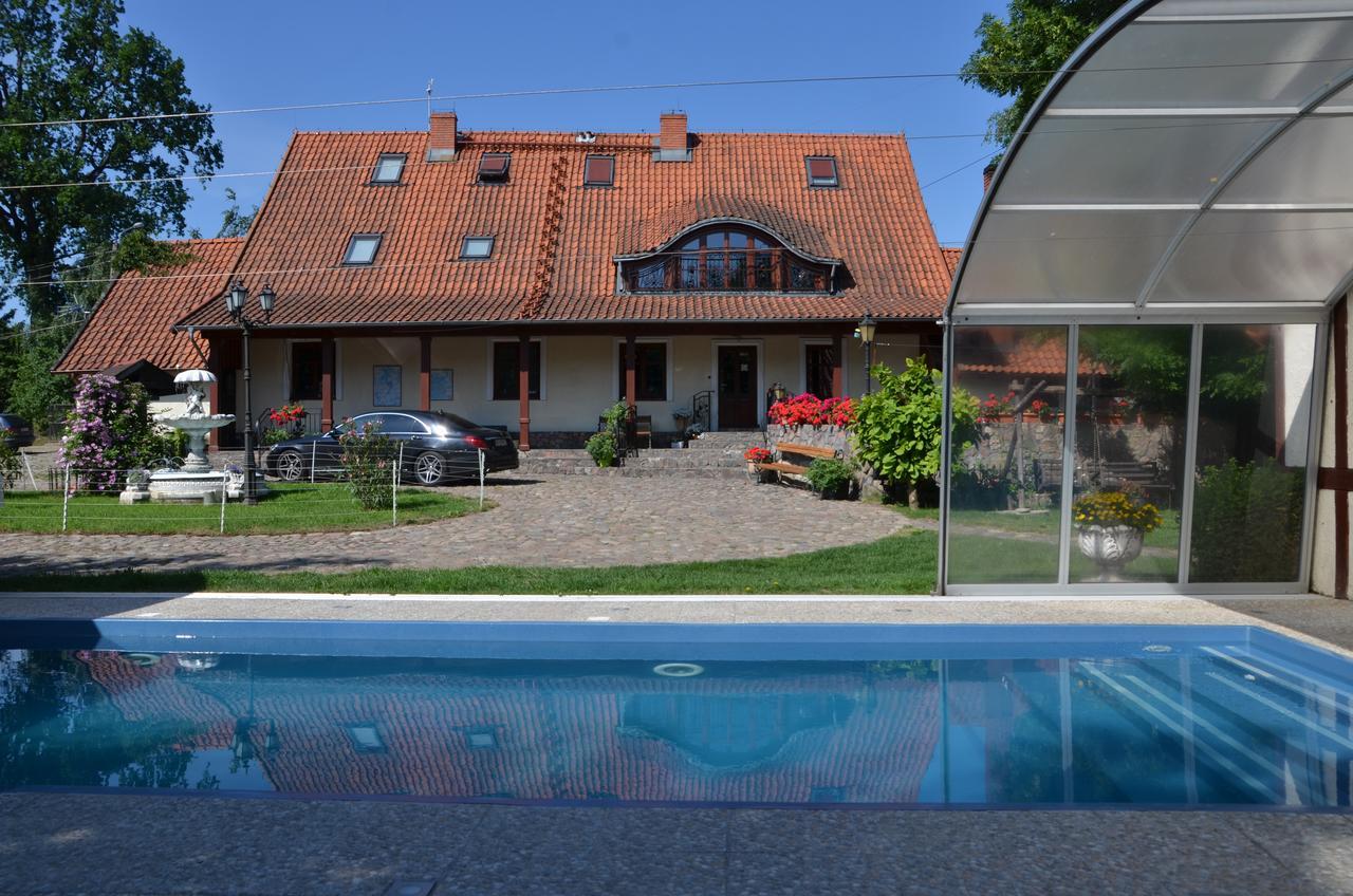 Dworek Mazurski Lizer Stręgielek Extérieur photo
